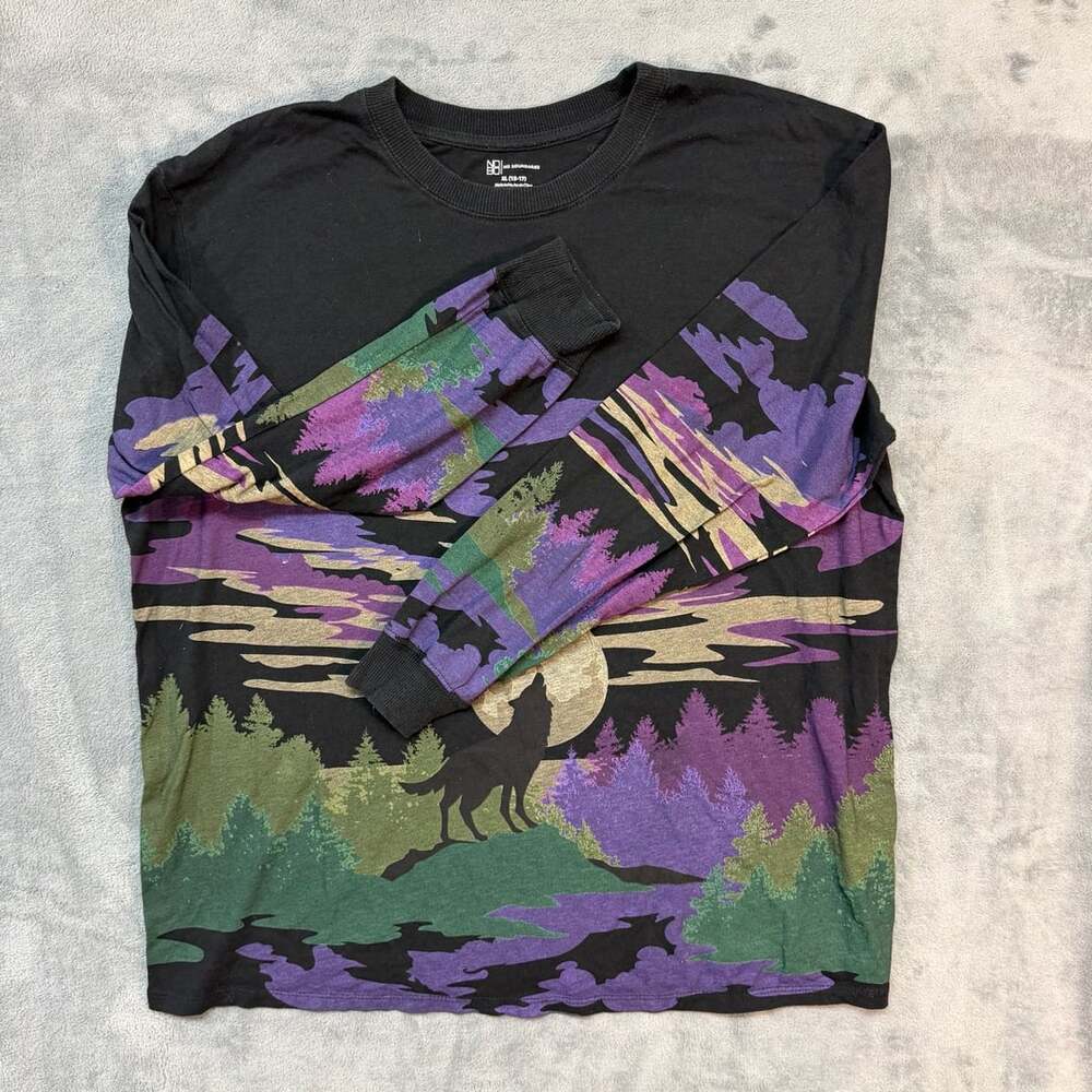 No Boundaries Wolf Forest Scenic Graphic Long Sleeve Shirt Size XL